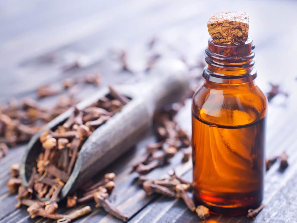 Rimedi naturali per il mal di denti, i chiodi di garofano