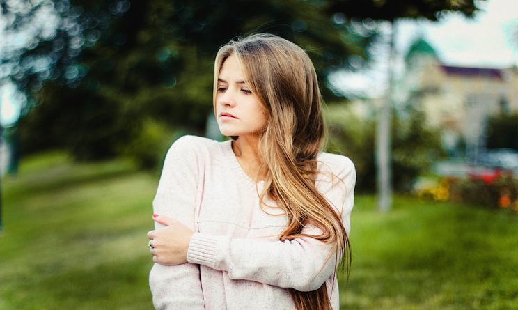 Schiarire i capelli castani naturalmente, 5 trucchi fai da te