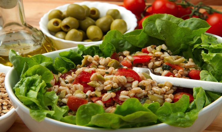 Farro: proprietà per il corpo, calorie e controindicazioni