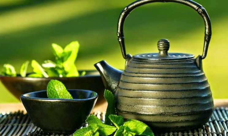 Tisana depurativa per il fegato: 3 ricette fai da te