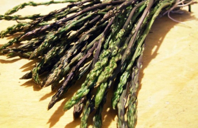 proprietà benefiche asparagi