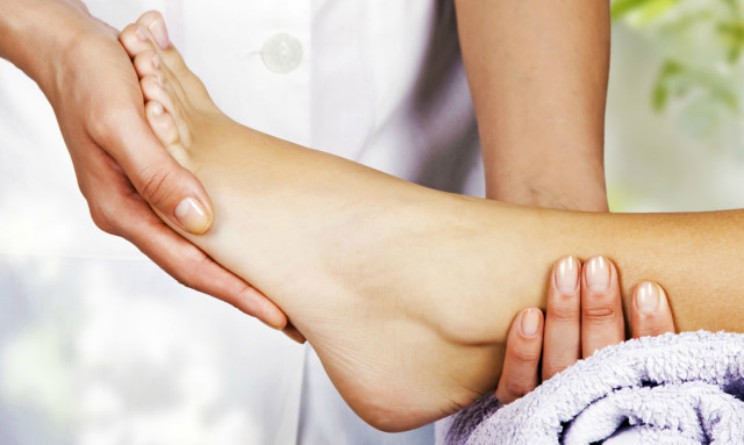 Unghia incarnita del piede, come curarla e prevenirla