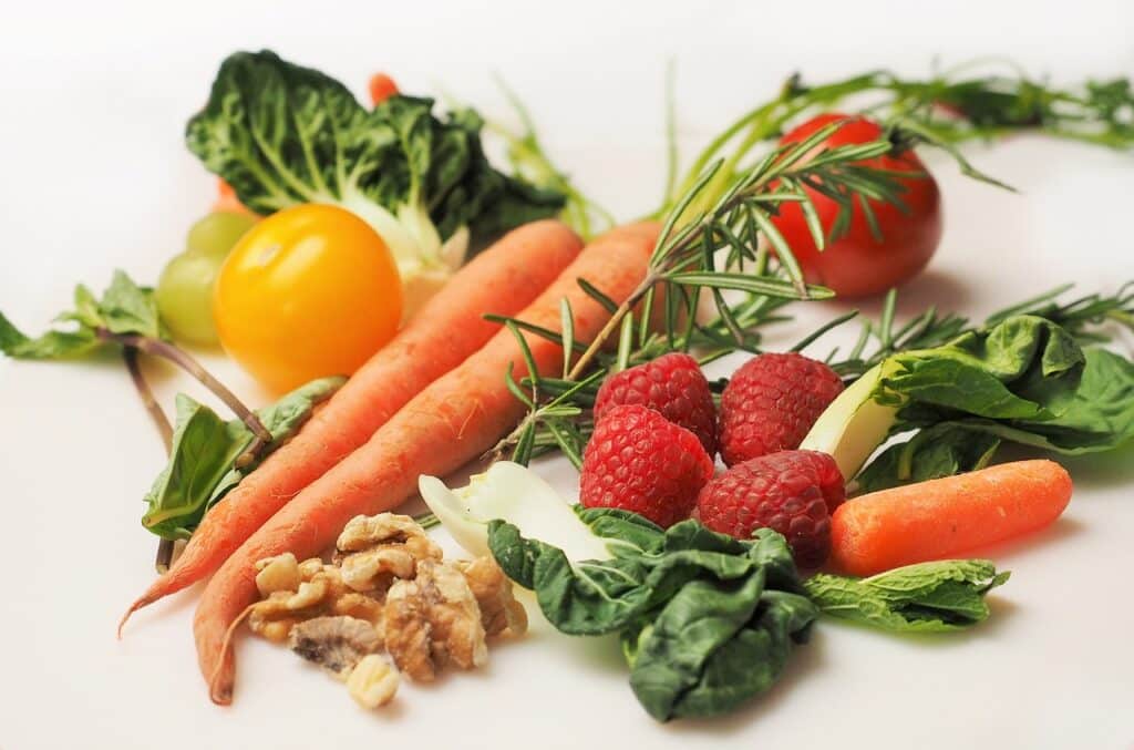 Guida completa degli alimenti benefici per la salute della pelle